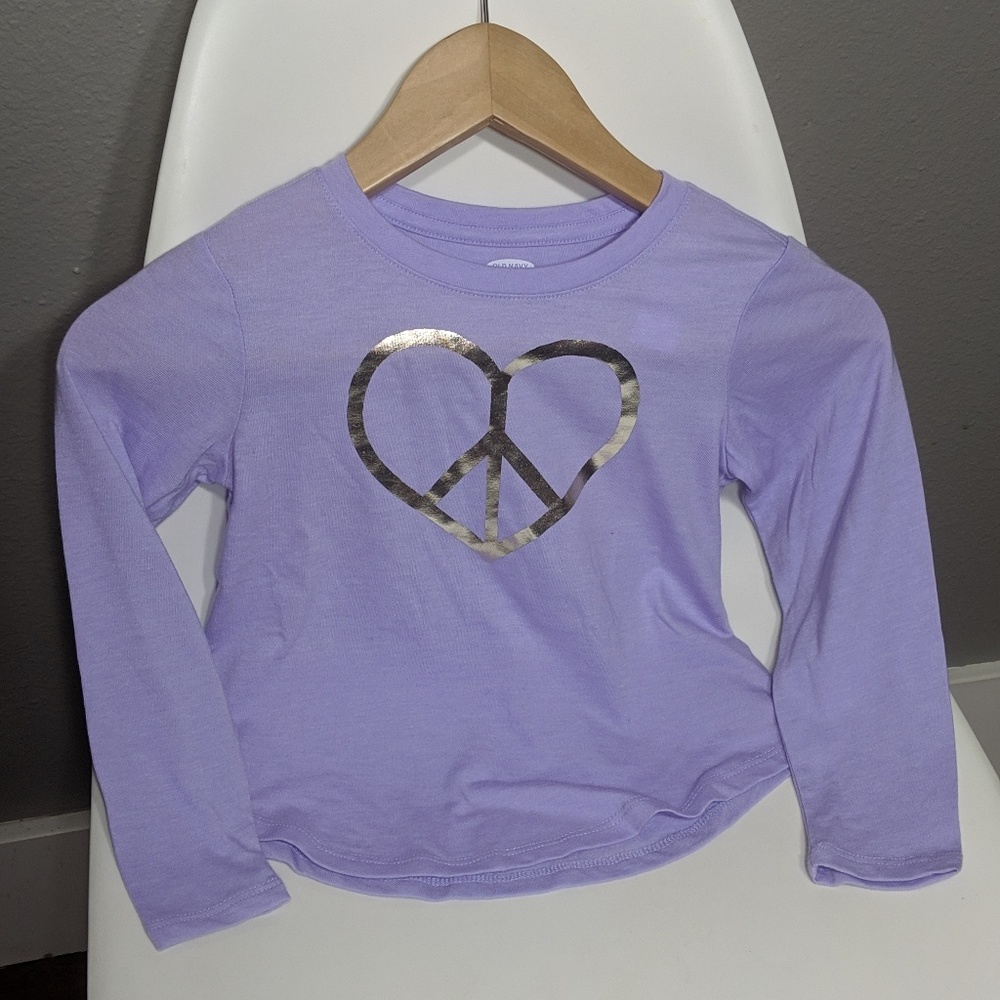 🆕 old navy peace heart shirt